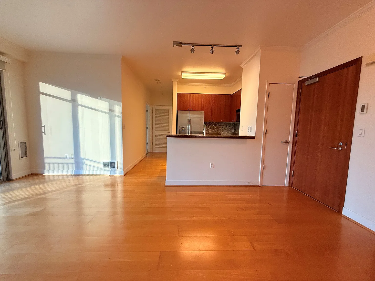 1 bed, 600 sqft, $3,800 — Photo 1