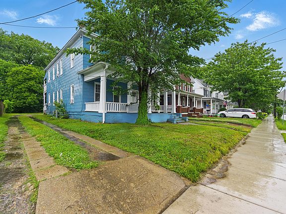 3rd image of 1432 Chesapeake Ave #2