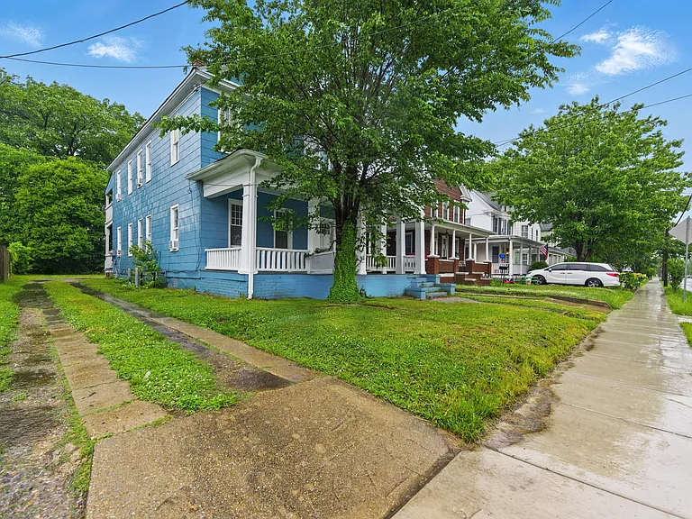 1432 Chesapeake Ave #2 — Photo 3