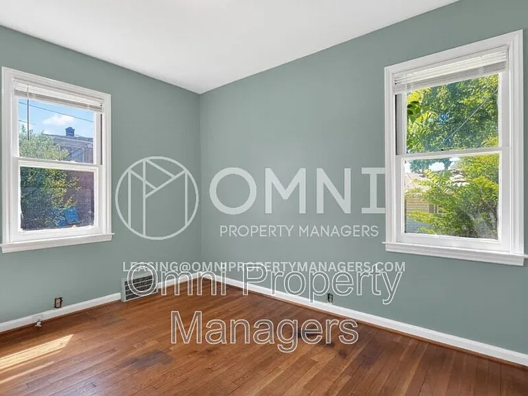 11529 Roxbury St — Photo 10
