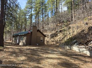 8280 S Breezy Pine Rd, Mayer, AZ 86333