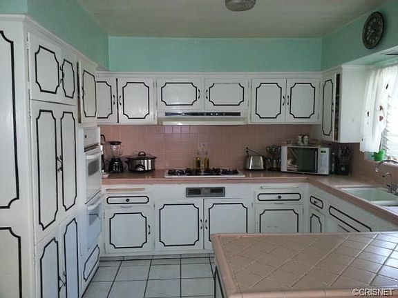 4th image of 3546 N Figueroa St