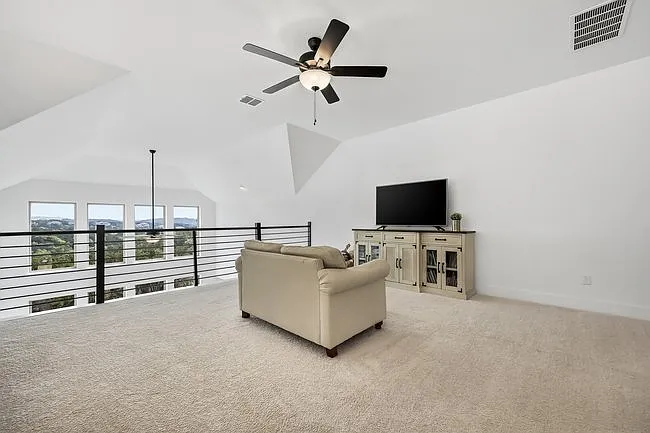 6717 Liberty Grotto Ct — Photo 21
