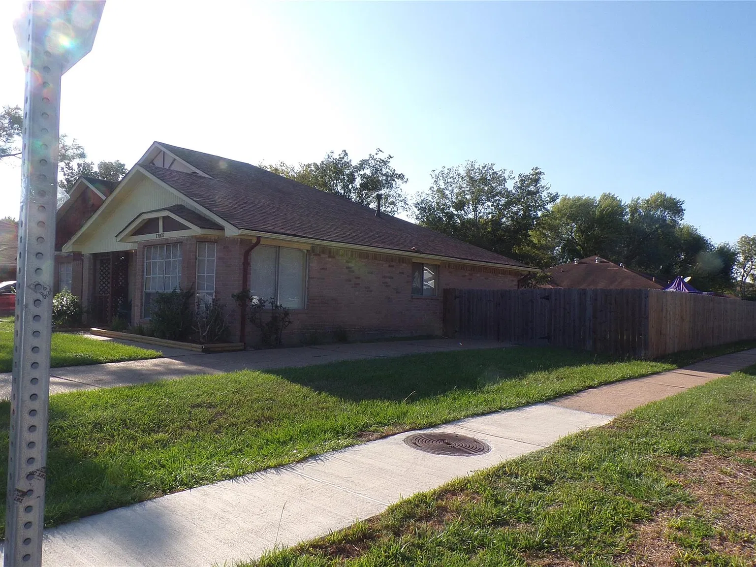 3 bed, 4.0 bath, 1150 sqft, $1,495 — Photo 3