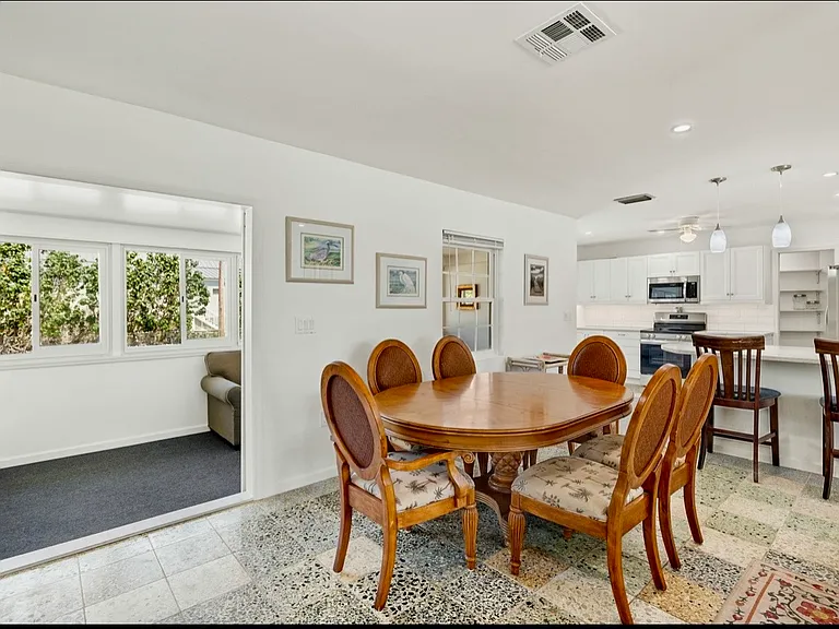 1932 Roseate Ln — Photo 3