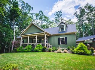 47 Catatoga Ln, Mills River, NC 28759