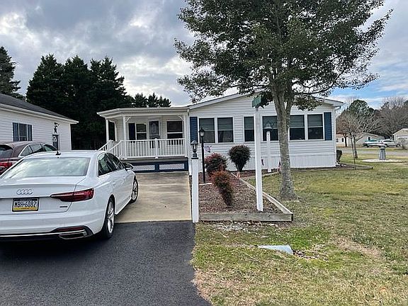 2nd image of 22720 King Charles Dr