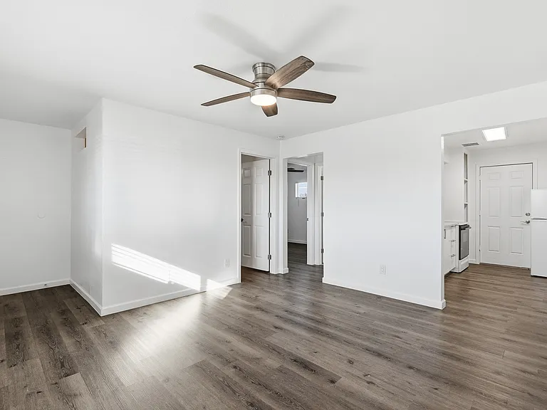 1320 North 48th Place - 2 — Photo 1