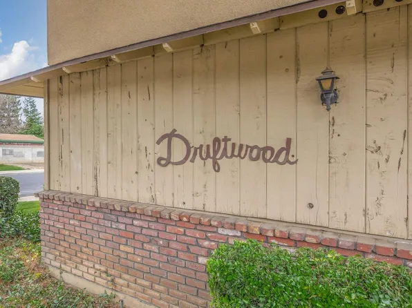 Driftwood Apartments