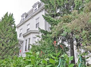 5 Austin St APT 1, Somerville, MA 02145