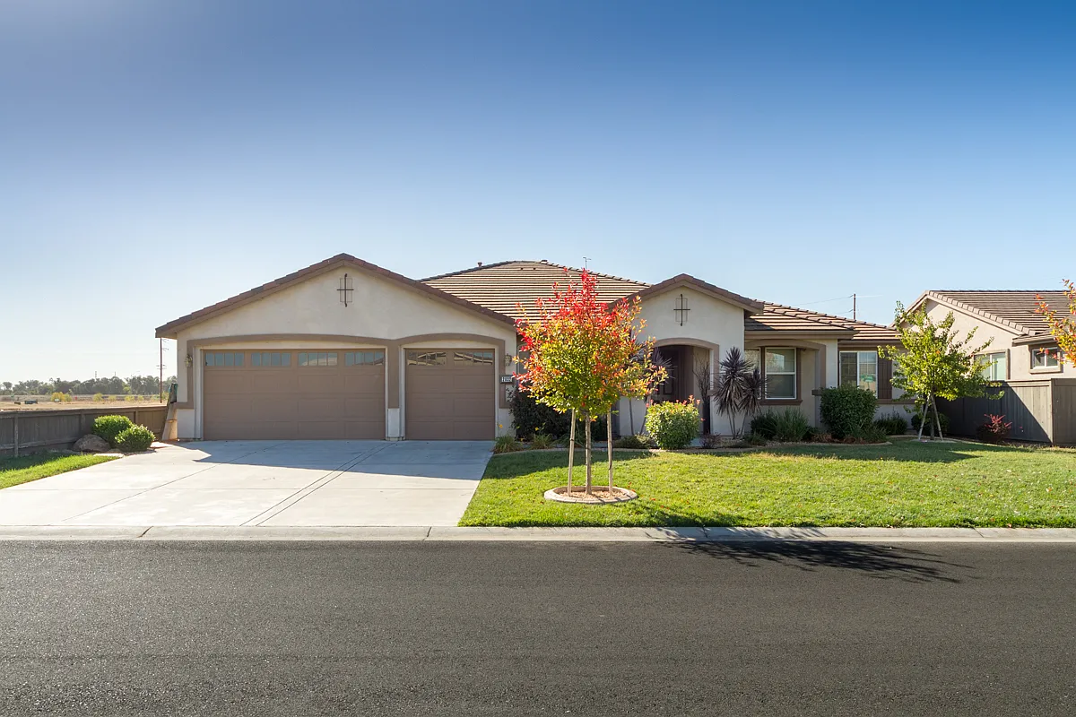 2032 Earhart Way photo 1