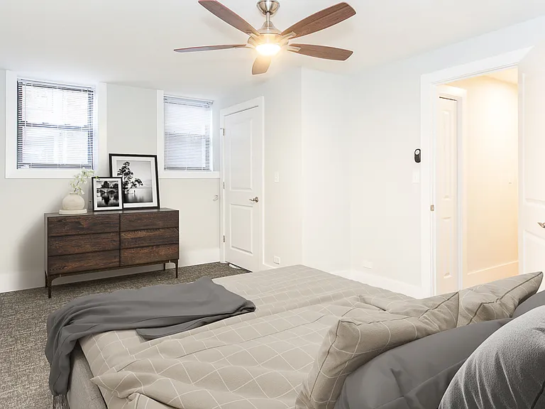 2922 1/2 W Logan Blvd #G — Photo 3