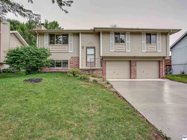 8124 S 154th St, Omaha, NE 68138