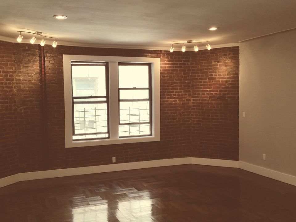 1st image of 2876 Jerome Ave APT 2E