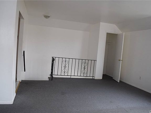 5th image of 12023 167th St