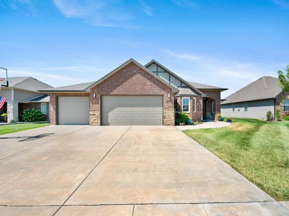 5111 N Remington St, Bel Aire, KS 67226