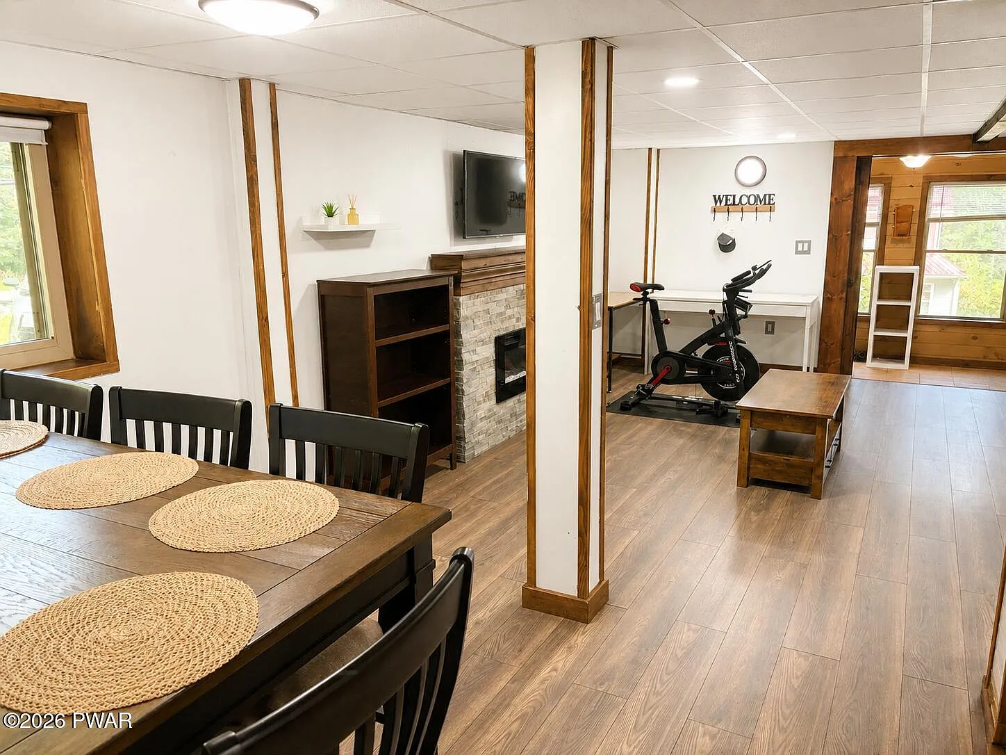 3 bed, 1760 sqft, $2,300 — Photo 3