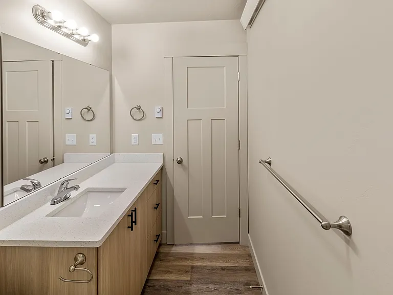 3573 Colt Cir — Photo 18