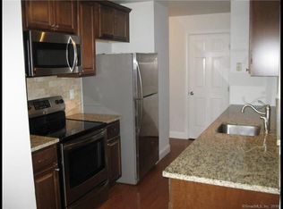 20 E Pembroke Rd #71, Danbury, CT 06810