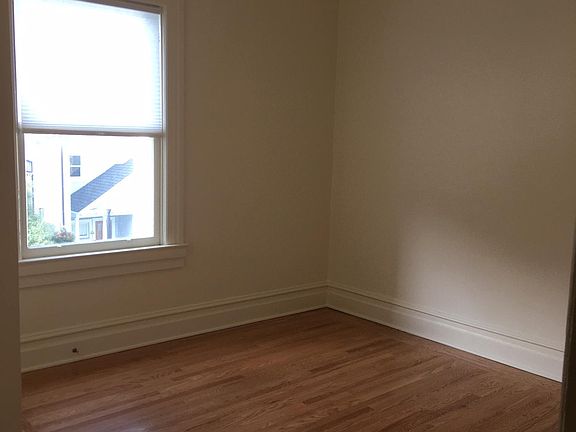 4th image of 3955 20th St