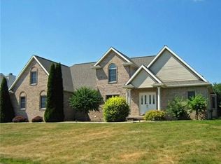 3700 Scholar Ln, Holt, MI 48842