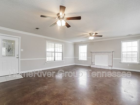 2nd image of 2775 Ashbriar Cv