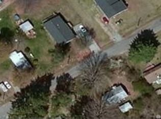 1540 1st St, Victoria, VA 23974