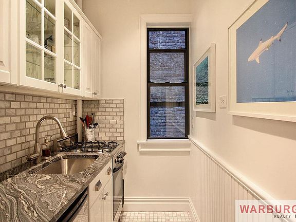 3rd image of 124 E 91st St APT 4-B