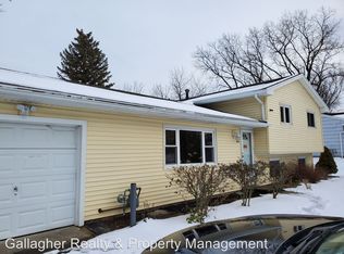 32 Golden Rod Ln, Rochester, NY 14623