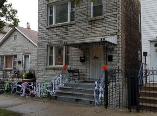 3612 S Emerald Ave, Chicago, IL 60609