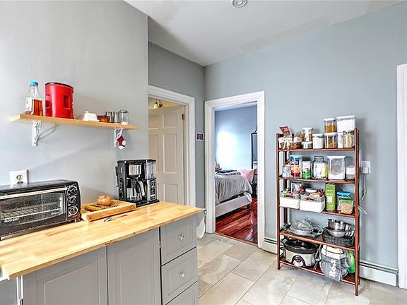 3rd image of 390 Hope St #2