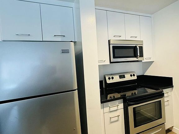 4th image of 8440 Fountain Ave APT 308