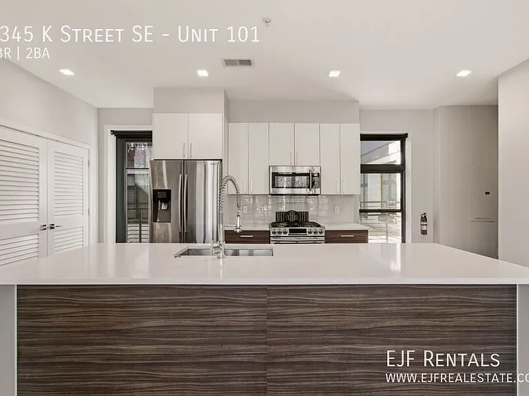 1345 K St SE #101 — Photo 14