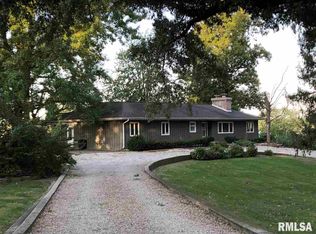 99 Linden Ln, Springfield, IL 62712