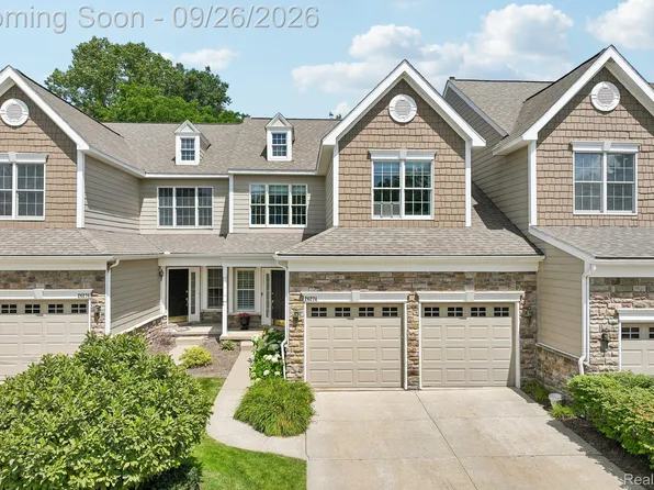 26274 Fieldstone Dr, Novi, MI 48374