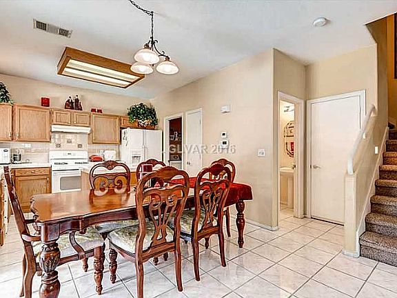 3rd image of 6377 Apple Orchard Dr