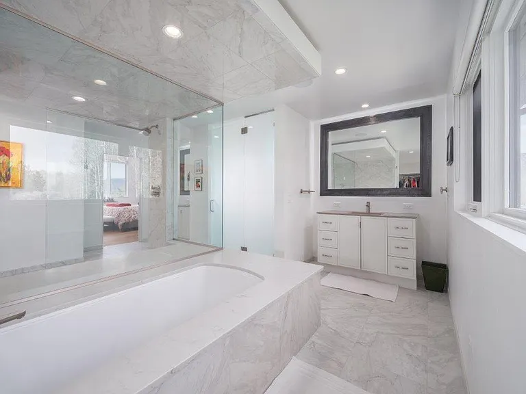 2455 Grand Teton Cir — Photo 32