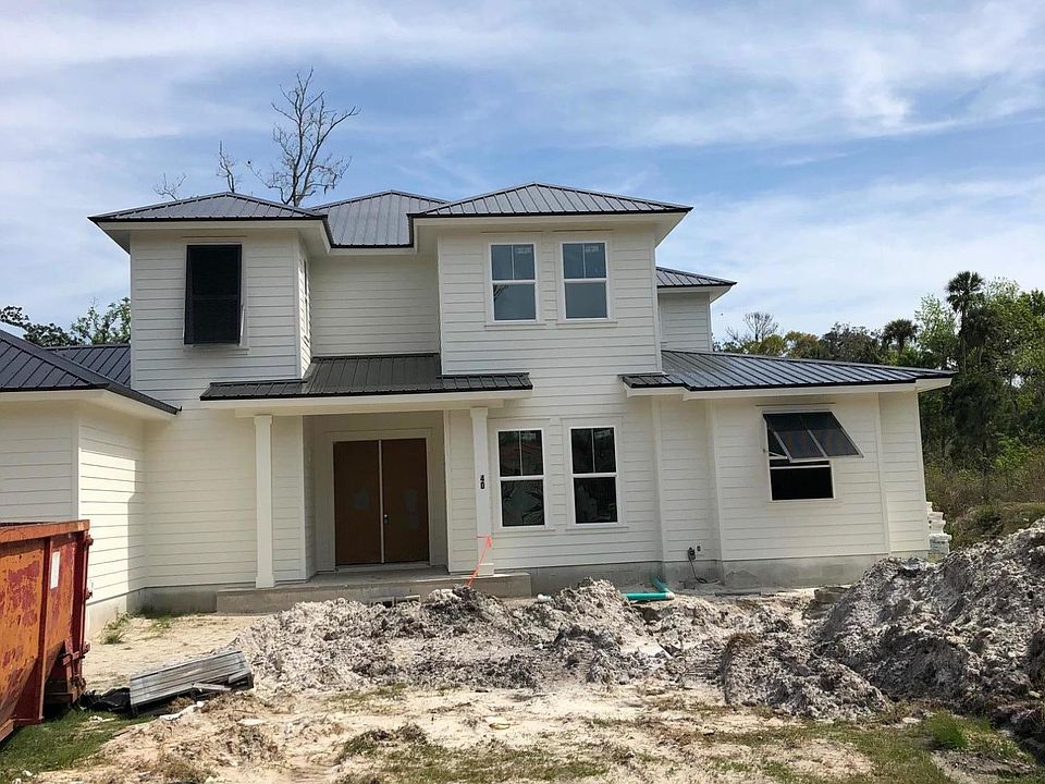 2nd image of 40 N Roscoe Blvd