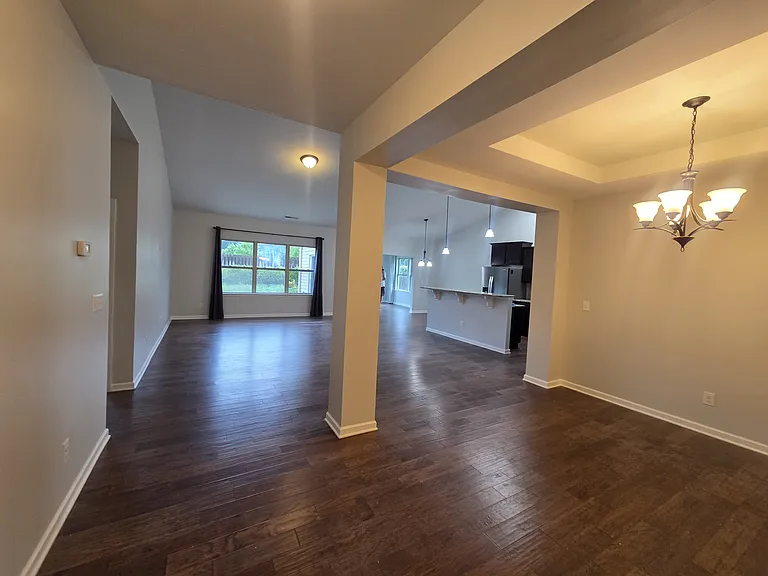 1301 Chimney Ridge Dr — Photo 14