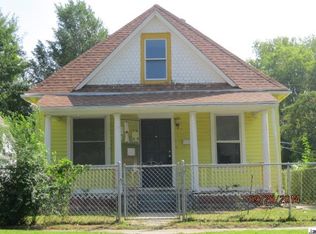 620 SE Locust St, Topeka, KS 66607