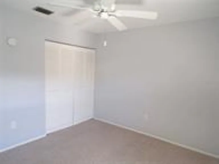 25068 Harborview Rd #4B — Photo 8
