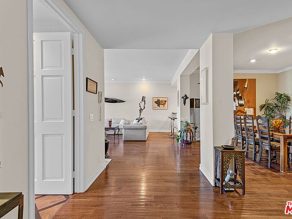 3rd image of 4768 Park Encino Ln Unit 107