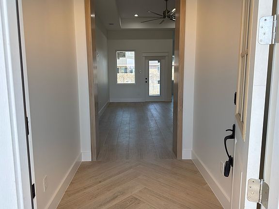 4th image of 3010 E Stone Creek Drive