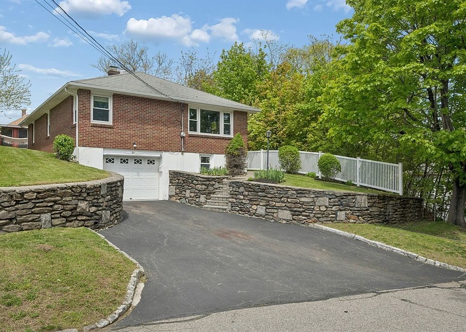 1st image of 31 Villa Rd