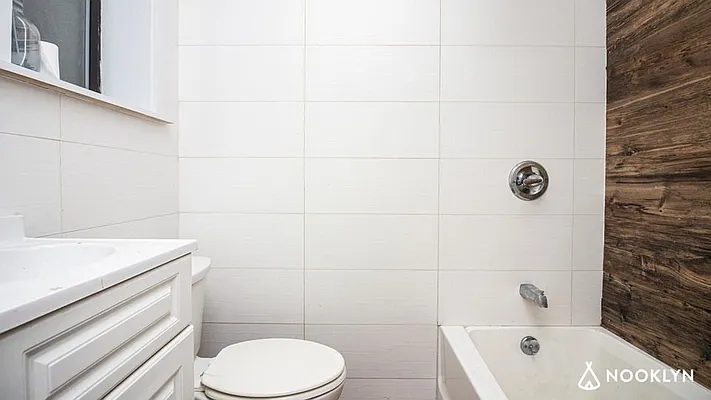 Rented by Nooklyn NYC LLC | media 13