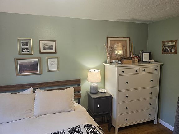 5th image of 9017 SW 9th Pl #B