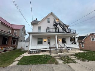 381-383 S 3rd St #3, Lehighton, PA 18235