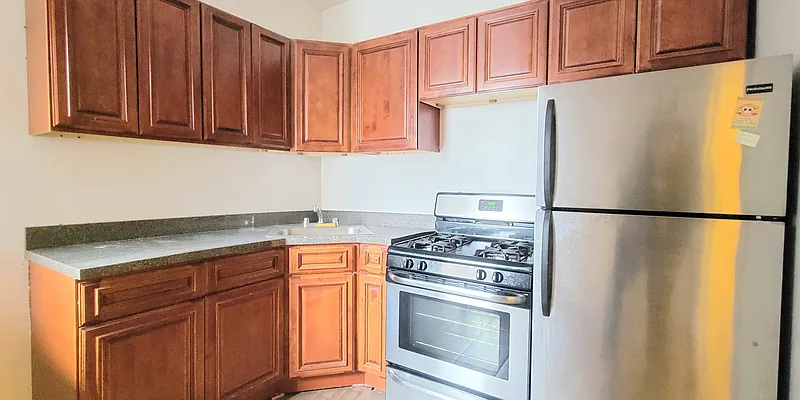 Rented by BRICK & GALO REALTY CORP | media 13