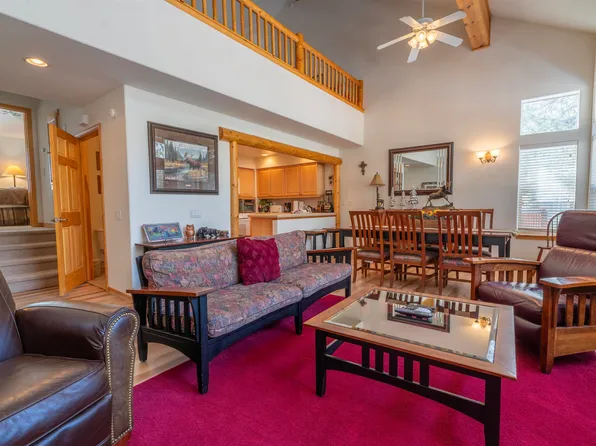 36 Los Angeles St #104, June Lake, CA 93529