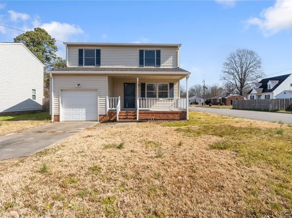 2102 Lee St, West Point, VA 23181